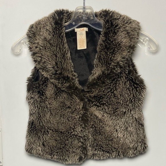 Cropped Faux Fur Vest - Picture 6 of 8